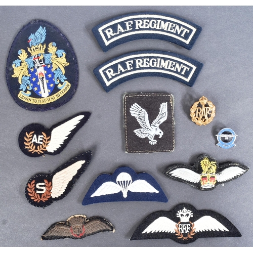 349 - A collection of assorted RAF Royal Air Force uniform badges and patches. Largely post WWII Second Wo... 