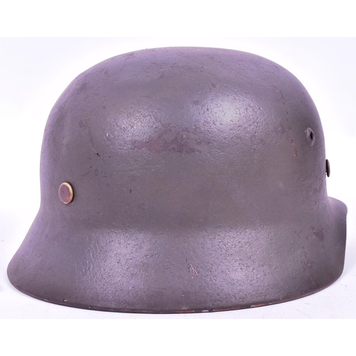 395 - A WWII Second World War Third Reich Nazi German Luftwaffe Officers M35 Stahlhelm helmet. Single deca... 