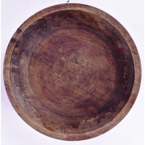 430 - Mahatma Gandhi (1869-1948) -  an early to mid 20th century Indian wooden fruit or rice eating bowl /... 