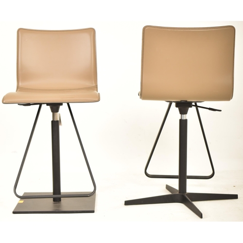 277 - Paolo Cattelan for Cattelan Italia - Two contemporary high end Italian designer bar stools. Each sto... 