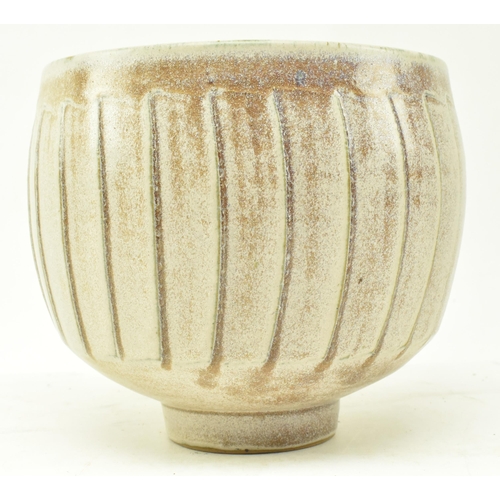 5 - David Leach (British, 1911-2005) - A 20th century studio art pottery stoneware glazed footed bowl va... 