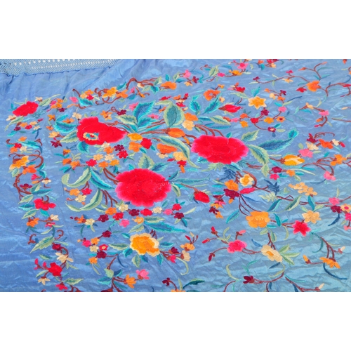 221 - A 20th century Qing Dynasty silk embroidered Chinese / Oriental textile embroidered shawl / throw. A... 