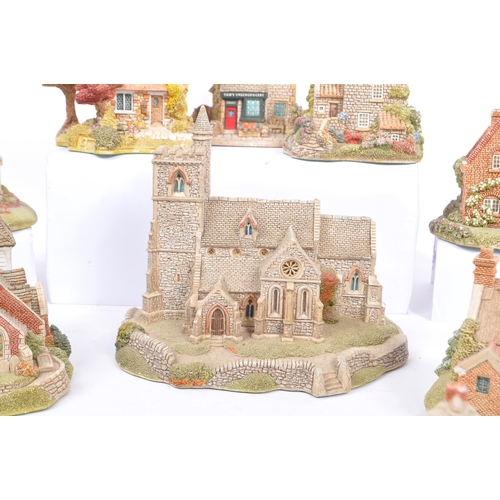 25 - Lilliput Lane - A collection of 20th century Lilliput Lane cottage figures to include; Mair Haven, P... 