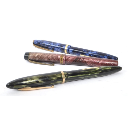 279 - Sheaffers & Burnham - Collection of three vintage 20th century writing fountain pens. Comprising of ... 