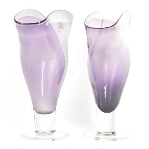 28 - A collection of 20th Century glass to include a pair of amethyst vases in a triangular shape, a bohe... 