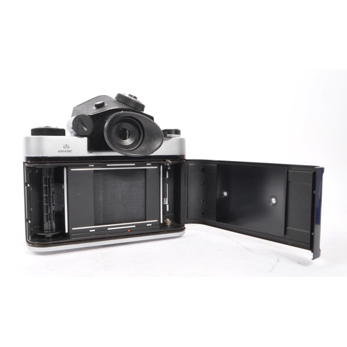 292 - Kiev - A late 20th century USSR / Soviet Kiev 60 TTL medium format SLR camera body. The camera havin... 