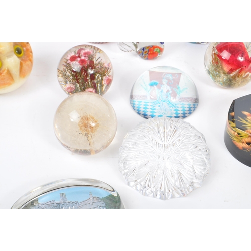 31 - An assortment of vintage animal / marine related & other studio art glass / resin paperweights. Bird... 