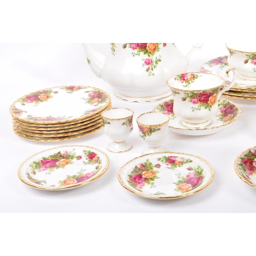 38 - Royal Albert - A mid 20th century circa 1960s ceramic tea service / set for four in the Old Country ... 