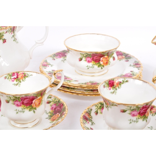 38 - Royal Albert - A mid 20th century circa 1960s ceramic tea service / set for four in the Old Country ... 