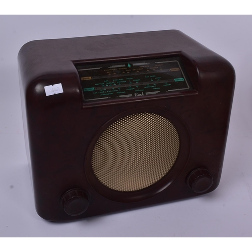 420 - A mid Century vintage 1950s Bakelite Bush valve radio type DAC90A and Vidor 'Lady Margaret' de luxe ... 