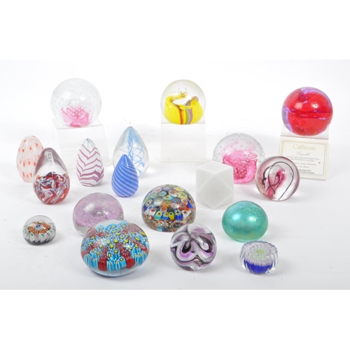 43 - A collection of vintage 20th century glass paperweights to include Murano millefiori, bubble control... 