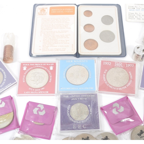 545 - A collection of 20th century British commemorative crown & circulated coins. The collection to inclu... 