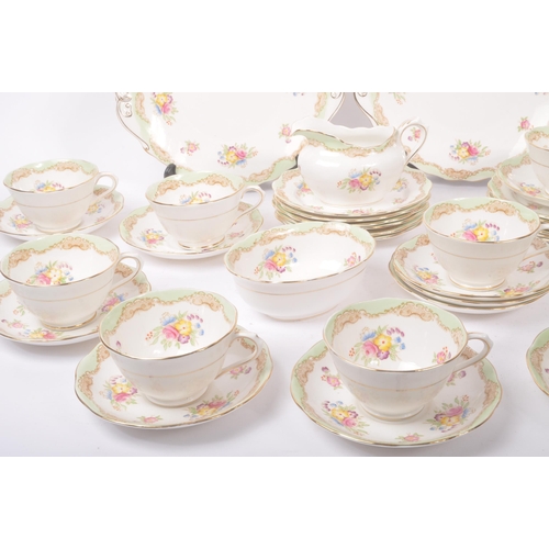 68 - Royal Albert - Early 20th century batwing pattern tea service comprising of teacups, saucers, side p... 