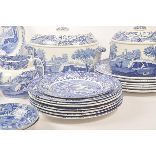 94 - Spode - Italian design - Large extensive contemporary dinner service set. Comprising of serving / ca... 