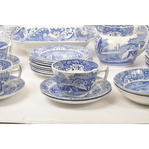 94 - Spode - Italian design - Large extensive contemporary dinner service set. Comprising of serving / ca... 