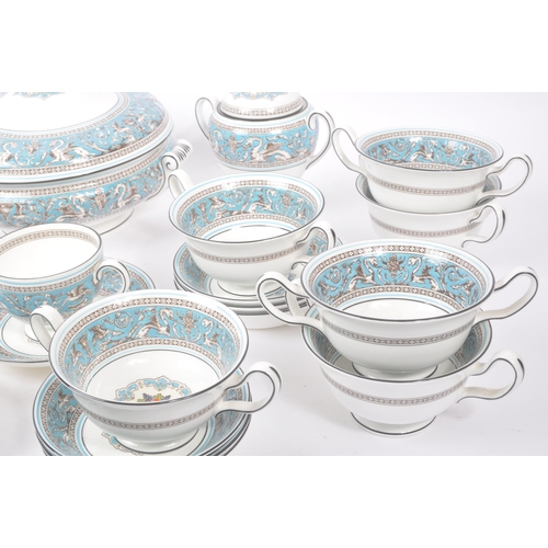 134 - Wedgwood - Turquoise Florentine - A vintage 20th Century Wedgwood bone china tea and coffee service ... 