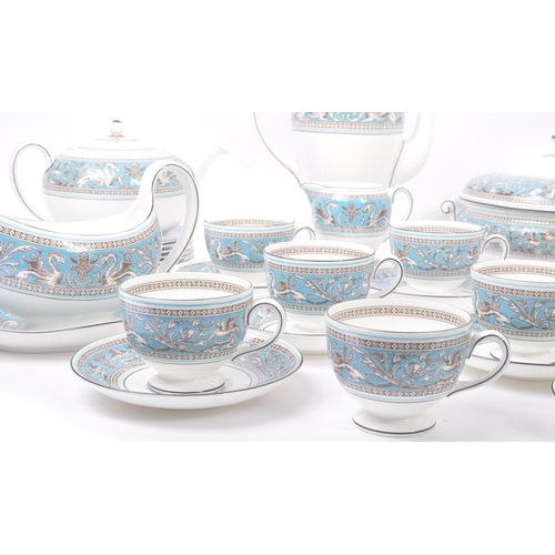 134 - Wedgwood - Turquoise Florentine - A vintage 20th Century Wedgwood bone china tea and coffee service ... 