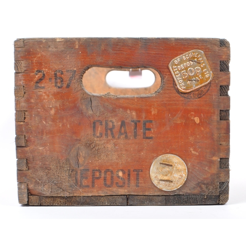 567 - A 20th century vintage Schwepps soda wooden crate with 'Schwepps' written across the front. Measurin... 