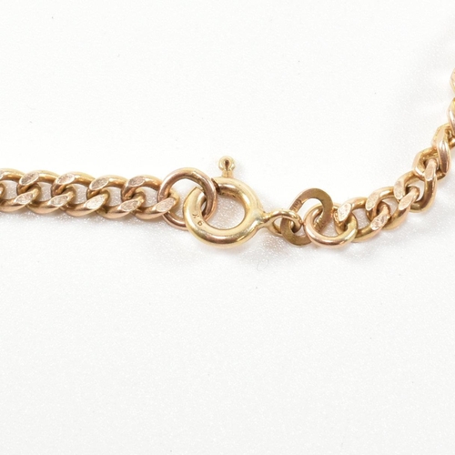 137 - A hallmarked 9ct gold curb link chain necklace. The curb link chain necklace having a spring ring cl... 