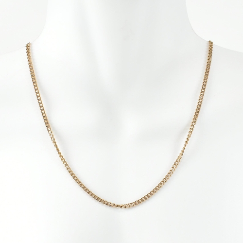 137 - A hallmarked 9ct gold curb link chain necklace. The curb link chain necklace having a spring ring cl... 