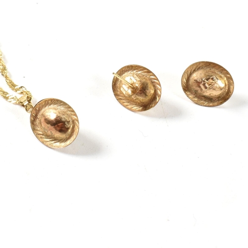 180 - A 9ct gold and paste pendant necklace and earring set. The lot to include a hallmarked 9ct gold twis... 