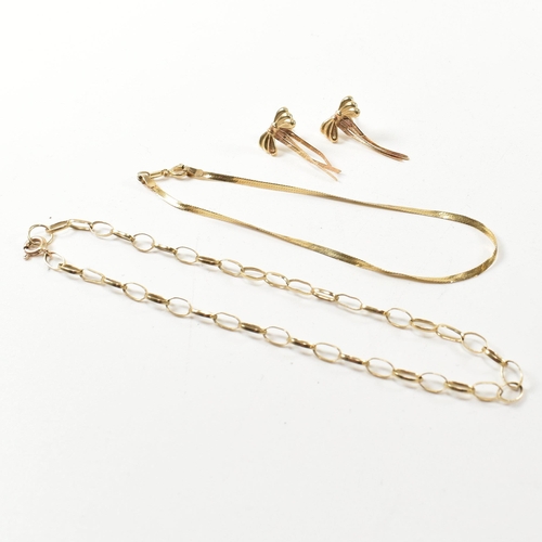 188 - A pair of 9ct gold snake chain bow earrings and two 9ct gold bracelets. The lot to include a pair of... 