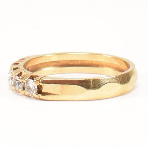 197 - An 18ct gold and diamond five stone ring. The ring having five round brilliant cut diamonds to facet... 