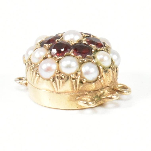 215 - A hallmarked 9ct gold, pearl and garnet cluster necklace box clasp. The box clasp set with a cluster... 