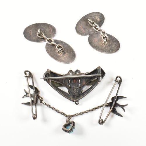 289 - Collection of silver jewellery including French Secessionist brooch pin. The lot to include a 19th c... 