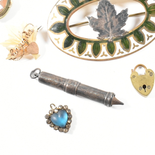 374 - A collection of hallmarked silver and gold tone metal jewellery. The jewellery to include a Victoria... 