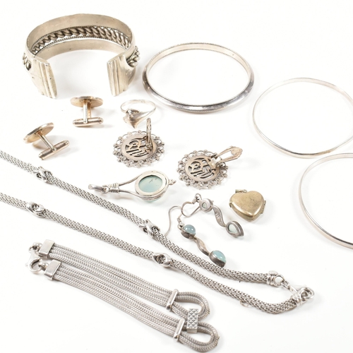 379 - A collection of 925 silver and gem set jewellery. The jewellery to include a hallmarked Italian 925 ... 