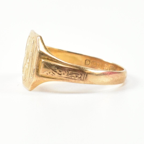 393 - A hallmarked 9ct gold engraved signet ring. The signet ring having an octagonal head engraved with t... 