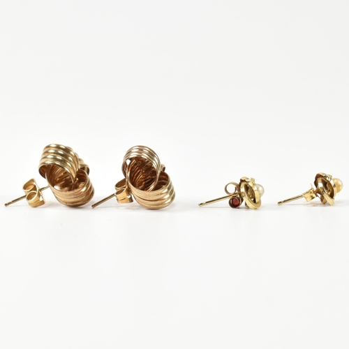 399 - Two pairs of 9ct gold knot earrings. The earrings to include a pair 9ct gold knot earrings with stra... 