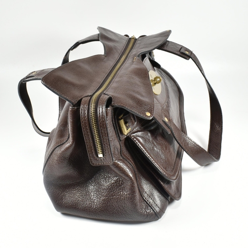 406 - A Mulberry Smithfield brown leather handbag. The Mulberry Large Smithfield bag having a chocolate br... 