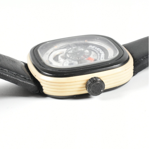 421 - A Sevenfriday industrial 21 jewel wristwatch. Automatic Release 125885S : 01A - CNC.  SF-P2/03-A0603... 