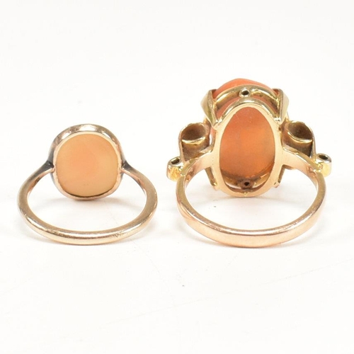 452 - Two 9ct gold shell cameo rings. The rings set with carved shell cameo busts. Both marked 9ct. Sizes ... 