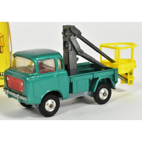 112 - Diecast - an original vintage Corgi Toys boxed diecast model No. 478 Hydraulic Tower Wagon with elev... 