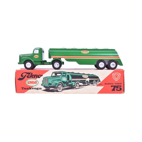 120 - Diecast - an original vintage Tekno made ( Denmark ) diecast model No. 447 Scania-Vabis with ORA Tan... 