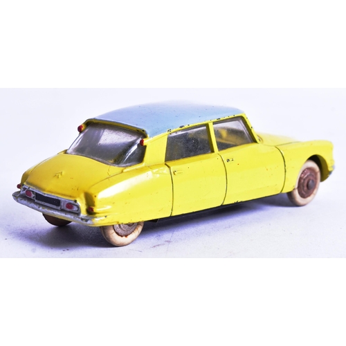 26 - French Dinky Toys - an original vintage French made Dinky Toys diecast model No. 24C Citroen DS 19. ... 