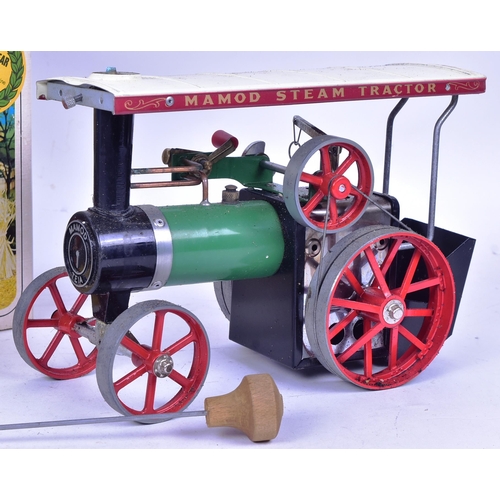 An Original Vintage Mamod Live Steam Model Steam Tractor TE1A Traction ...