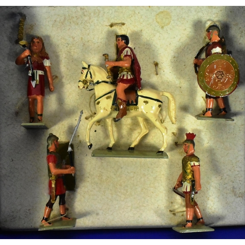 400 - MIM - Maximus In Minimus - scarce early Emanuelle Steinback made set of Roman themed lead figures. F... 