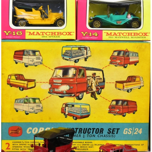 52 - Diecast - a collection of assorted vintage diecast models of various scales and makers to include Co... 