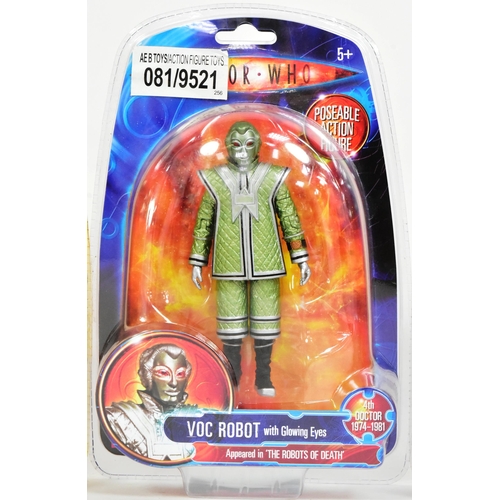 436 - Doctor Who - Character Options - x4 Character made Doctor Who action figures ' Voc Robot with Glowin... 