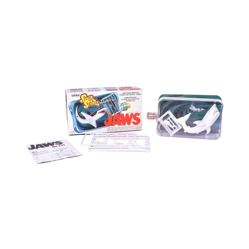 466 - Model Kit - a vintage 1970s (1975) Addar ' Super Scenes ' dimensional Jaws movie scene in a ' snap t... 