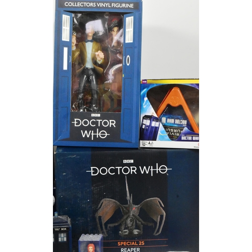 486 - Doctor Who - an assorted collection of boxed action figures, playsets and other items. Including: Da... 