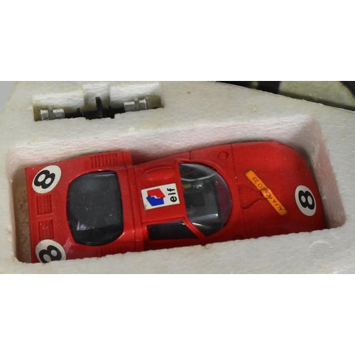 491 - Italian Scalextric - an original vintage Polistil made Scalextric style slot car racing set No. A3. ... 