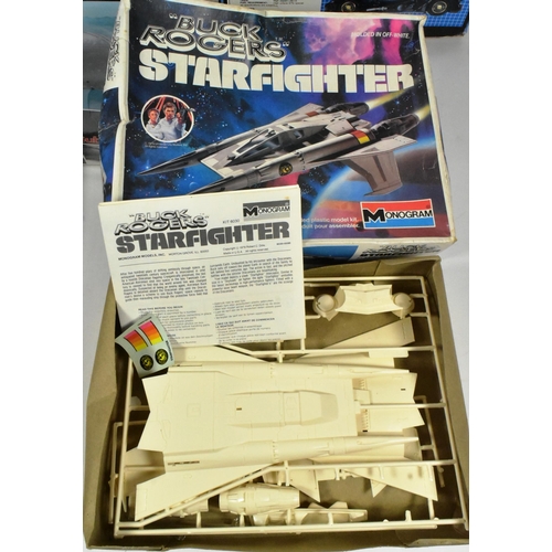 509 - Model Kits - a collection of vintage plastic model kits comprising x3 Monogram Seaquest DSV (x2 seal... 