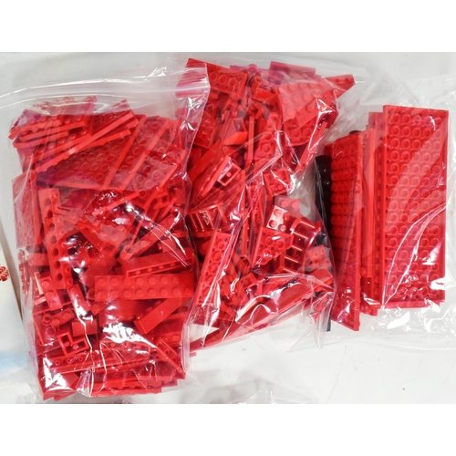 520 - Lego - an original Lego Sculptures set No. 10024 Red Baron. The set rebagged, with instructions and ... 