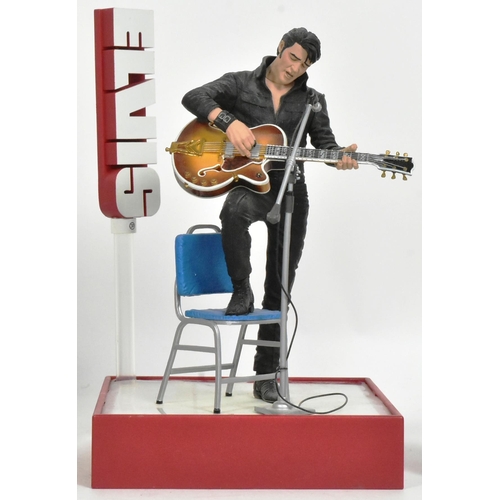 525 - McFarlane Toys - Elvis Presley - a collection of x4 c2000s McFarlane Toys made Elvis Presley diorama... 