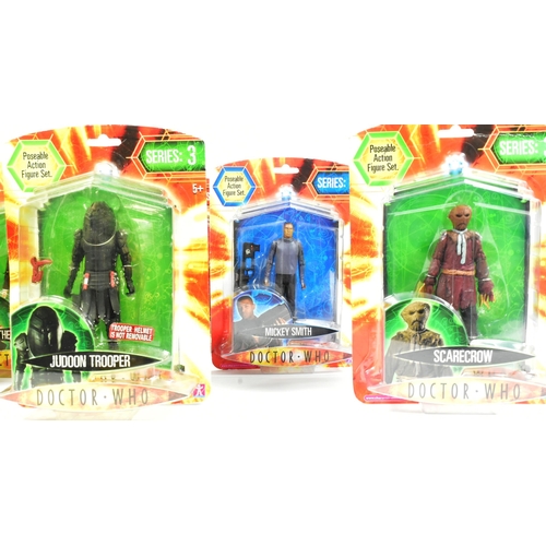 577 - Doctor Who - Character Options - a collection of x8 carded Dr Who action figures by Character. Inclu... 